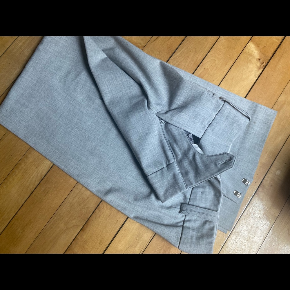 Grey dress pants size 8 worthington brand.